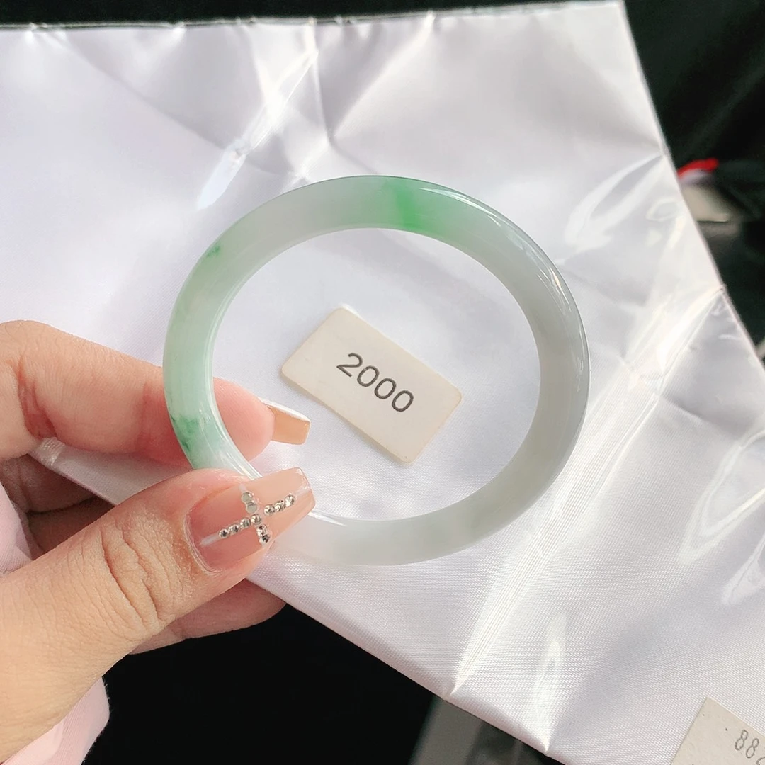 未镶嵌手镯翡翠52圈2000