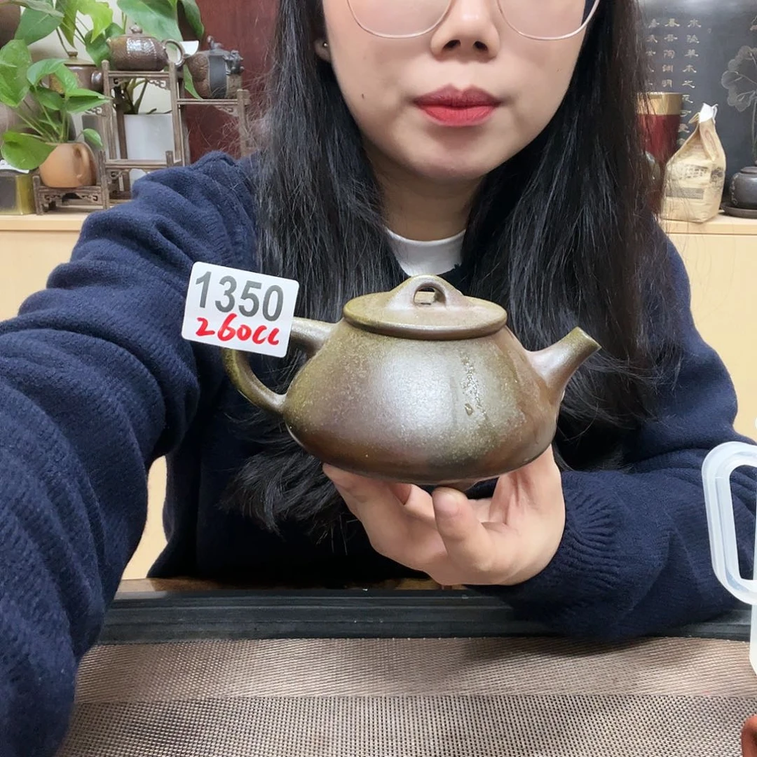 壶天**角1350老韩坭兴陶 柴烧景舟