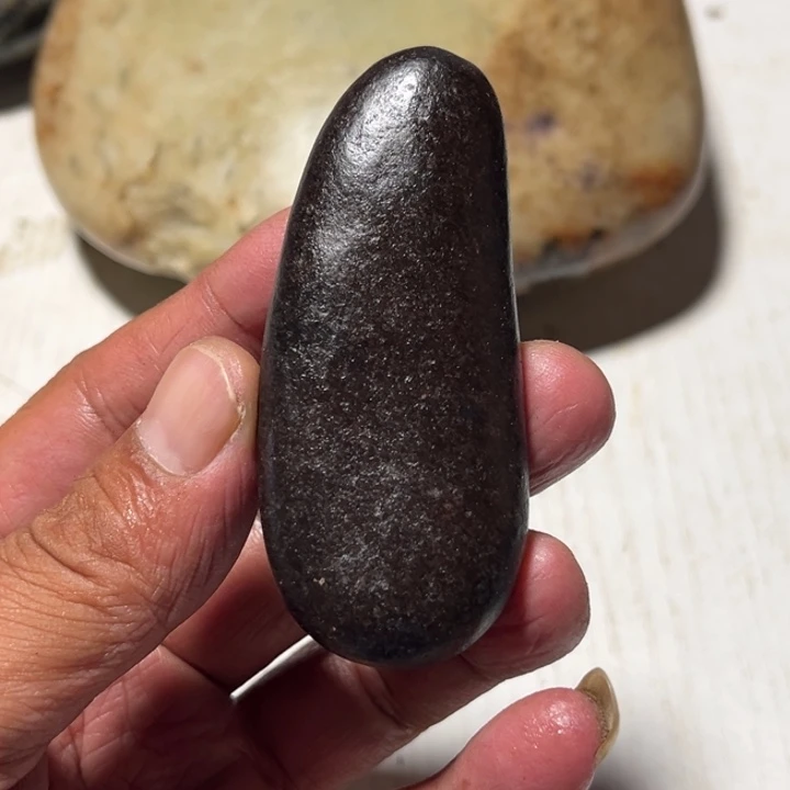 颈饰未镶嵌和田玉（糖玉）