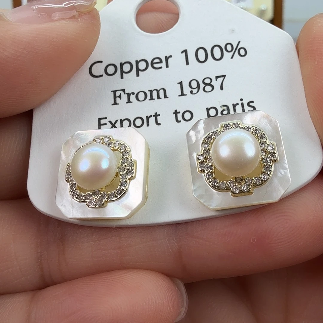 未镶嵌淡水珍珠耳饰