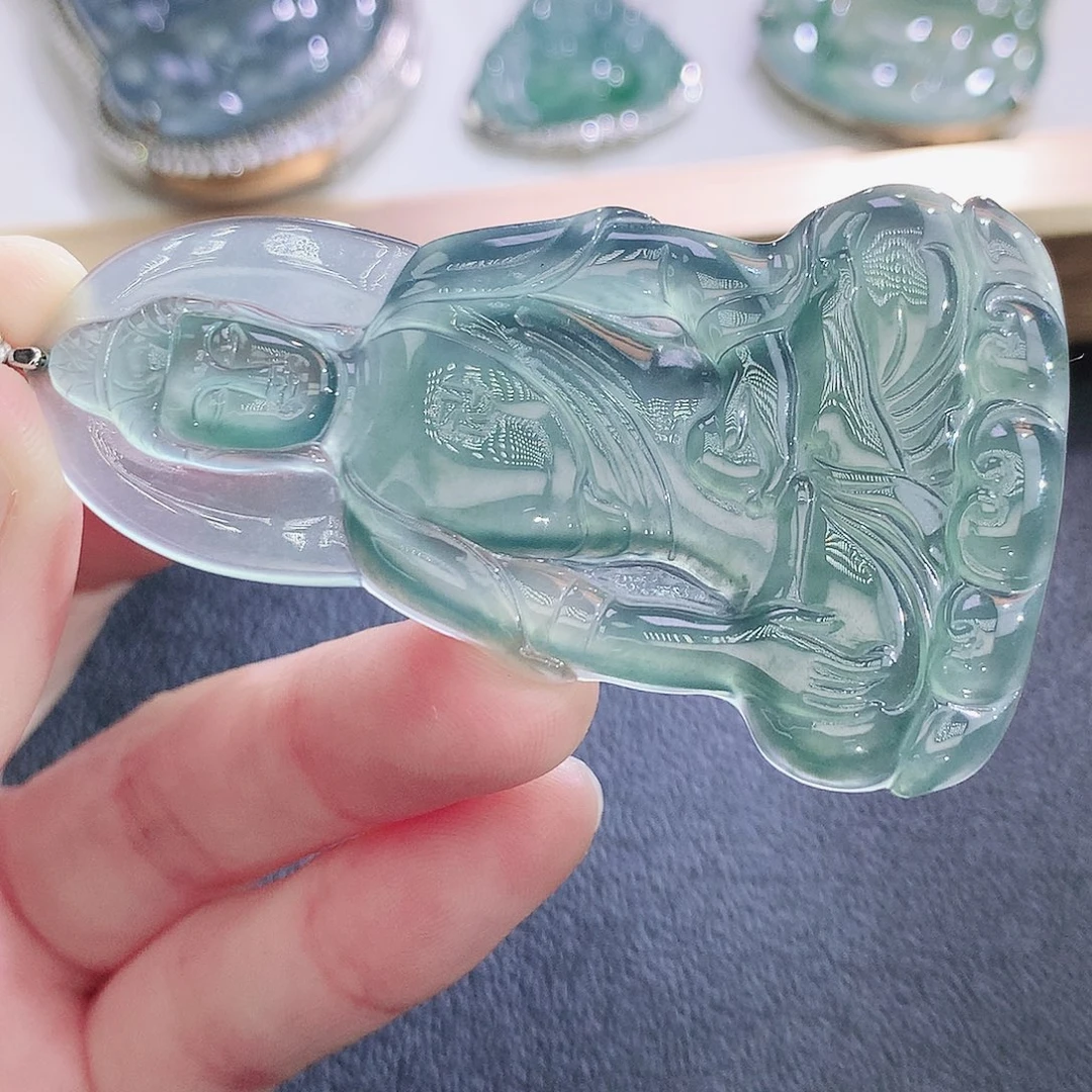 翡翠18K金镶嵌挂件翡翠