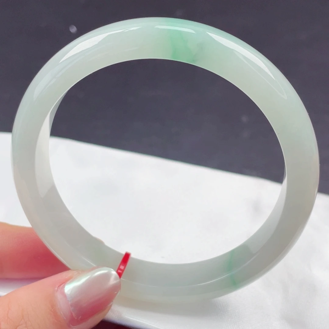 翡翠未镶嵌手镯62圈口