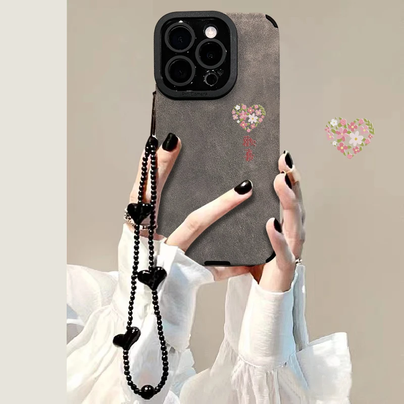 欢喜爱心适用苹果16华为vivo小米oppo瞳眼翻毛皮手链手机壳女防摔