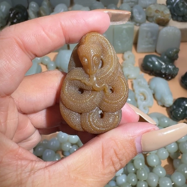 和田玉未镶嵌挂件