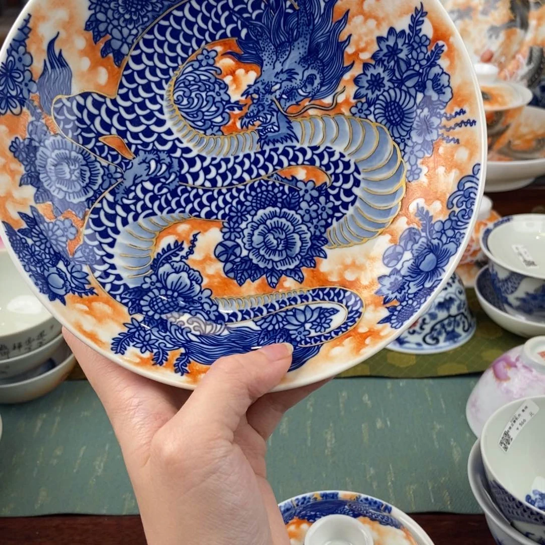 陶瓷的设计师是一个