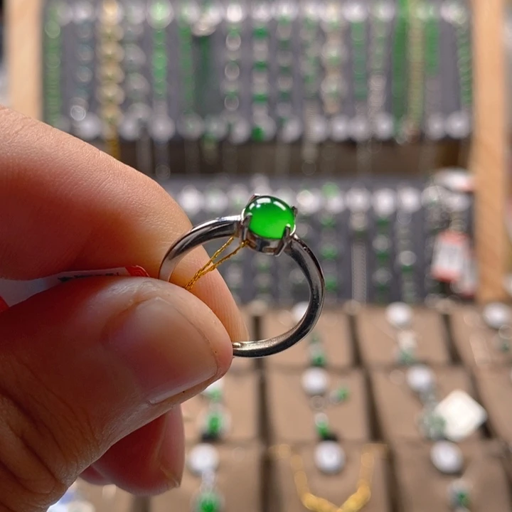翡翠银S925镶嵌颈饰翡翠戒指
