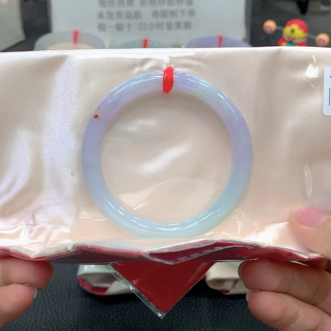 翡翠未镶嵌手镯52圆