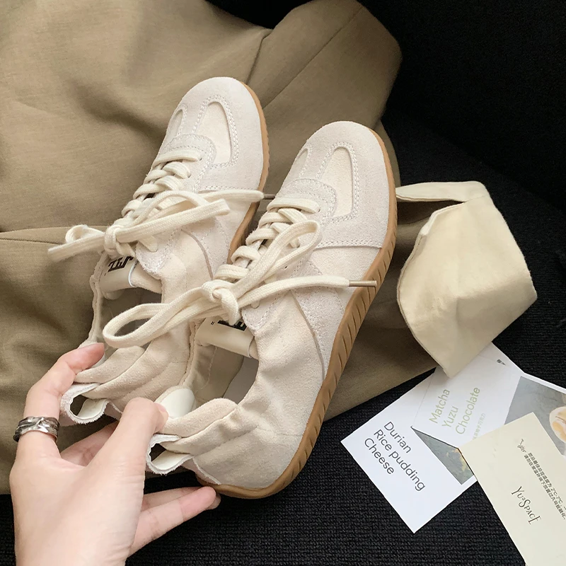 芭蕾德训鞋真皮可踩跟减龄圆头复古系带柔软平底板鞋女运动休闲鞋