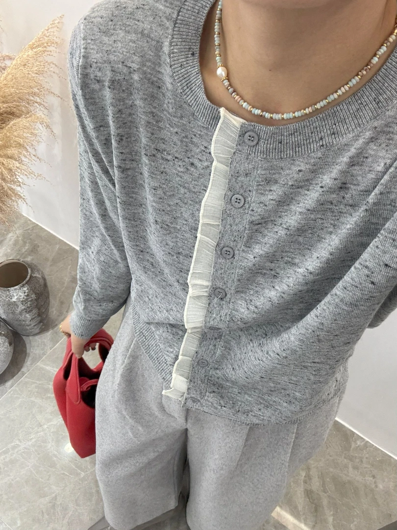 MGN秋冬女设计款【欧根纱花边】精致百搭气质时尚圆领长袖毛针织衫