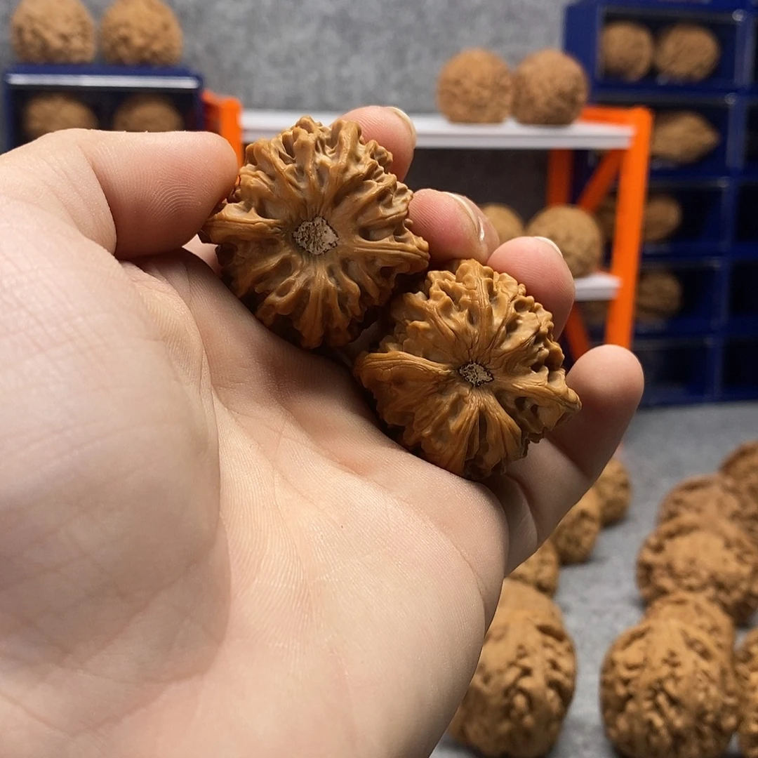文玩核桃吊坠龙门涧39