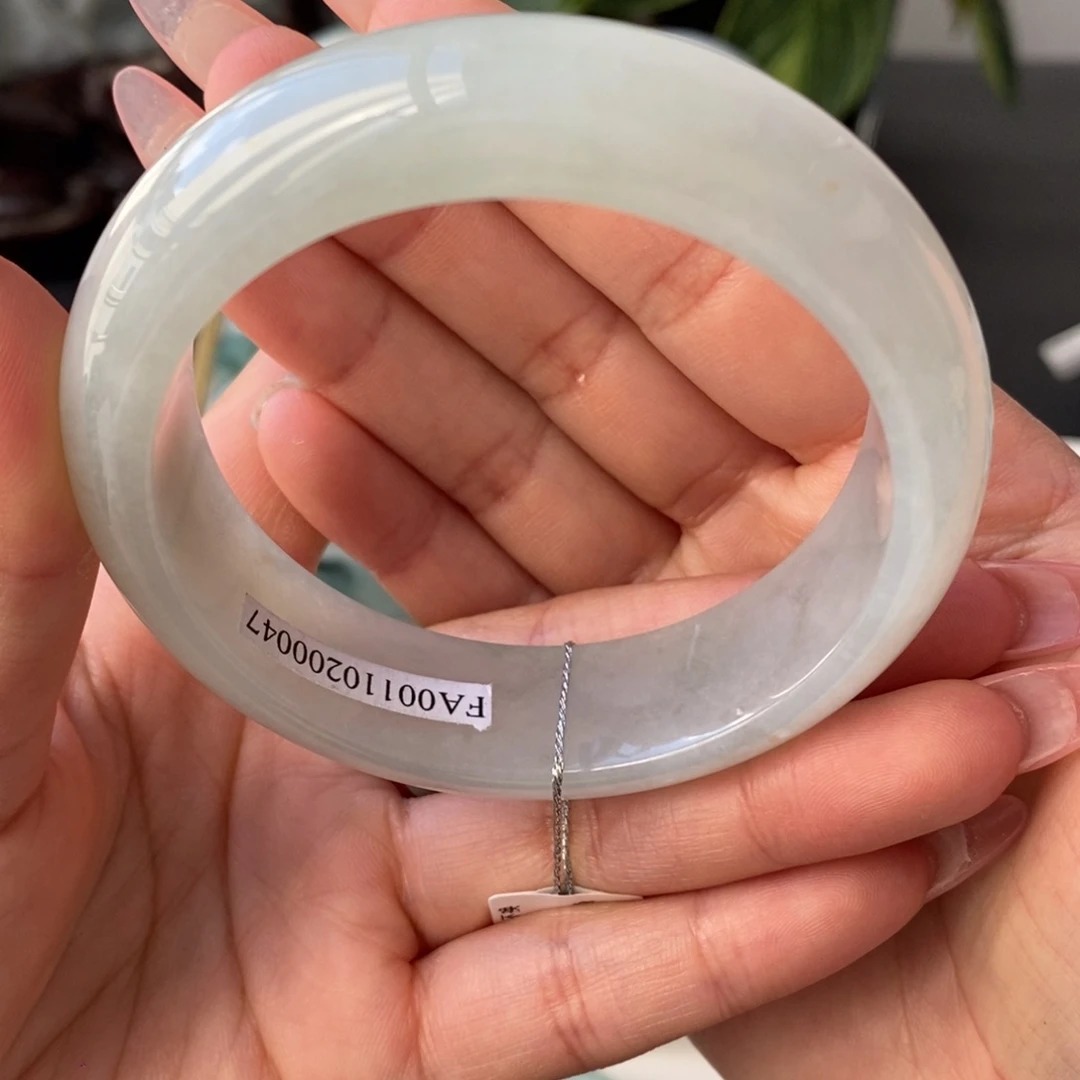 翡翠未镶嵌手镯天然