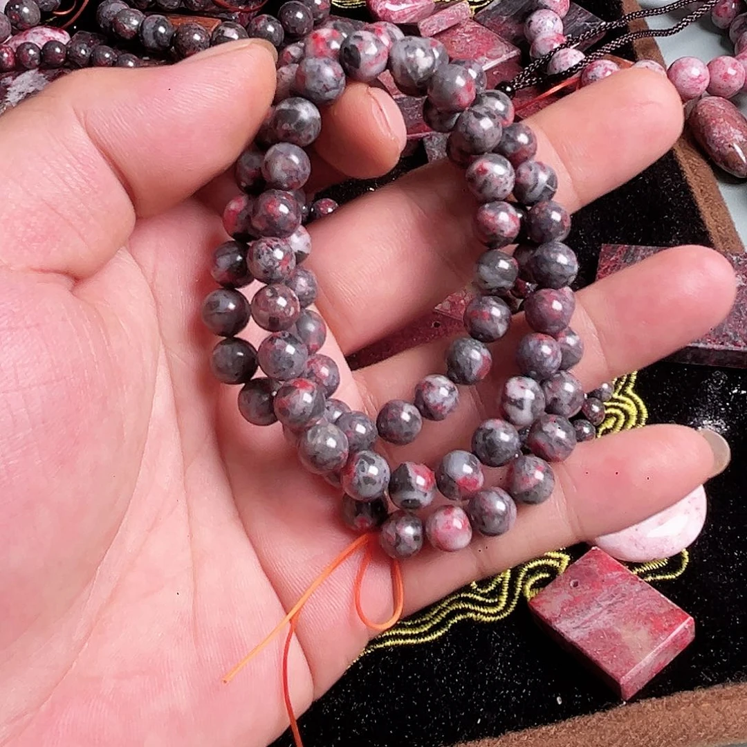 山**依天然朱砂辰砂吊坠