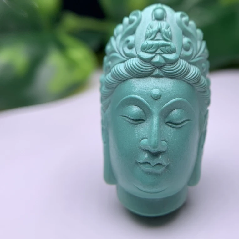 (何姐绿松石)原矿瓷釉级玉化绿料精雕观音,尺寸22.5×39x20.5重22g