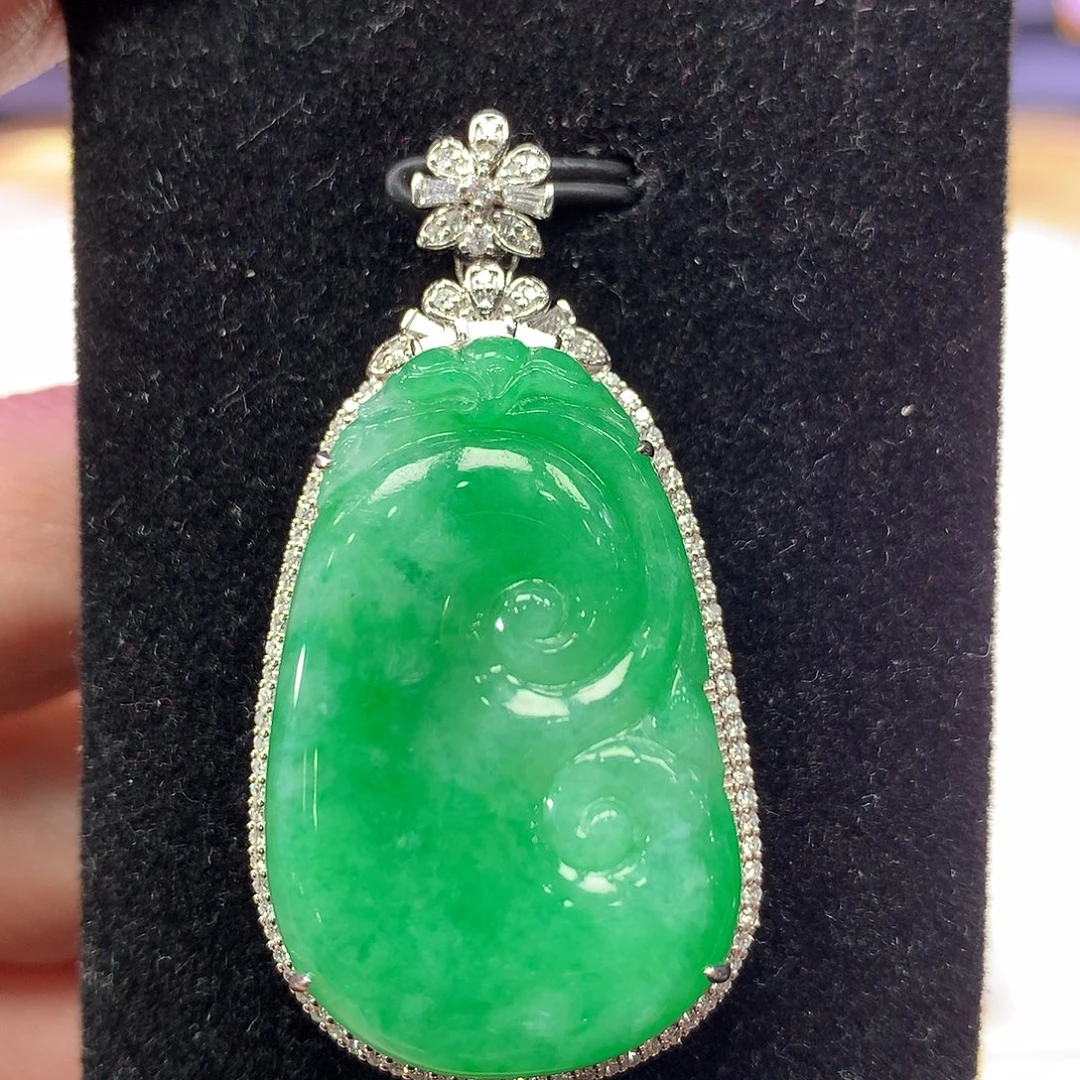 翡翠18K金镶嵌吊坠(不含链)