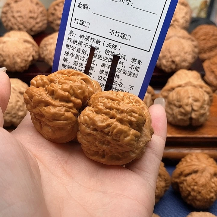 桃核吊坠蛤蟆狮子头38