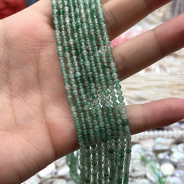 未镶嵌玛瑙/玉髓珠宝半成品一条3mm左右绿草莓晶刻面