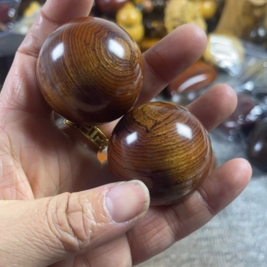 大叶紫檀（黑酸枝木类）