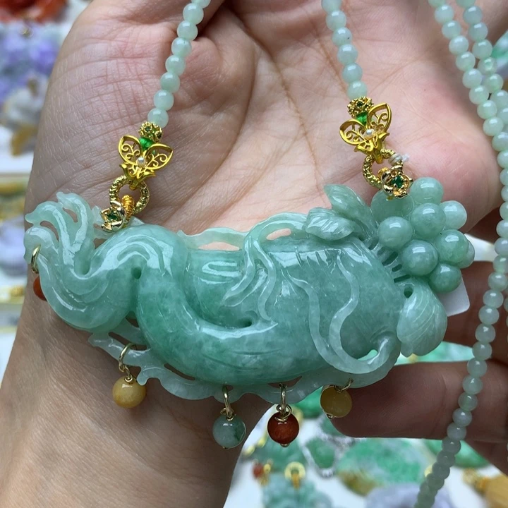 颈饰未镶嵌翡翠翡翠