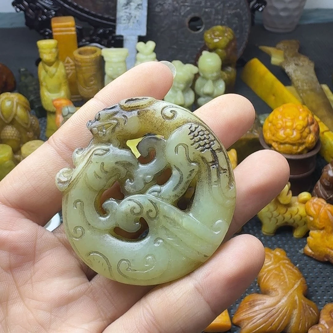 白玉菩提吊坠。。。