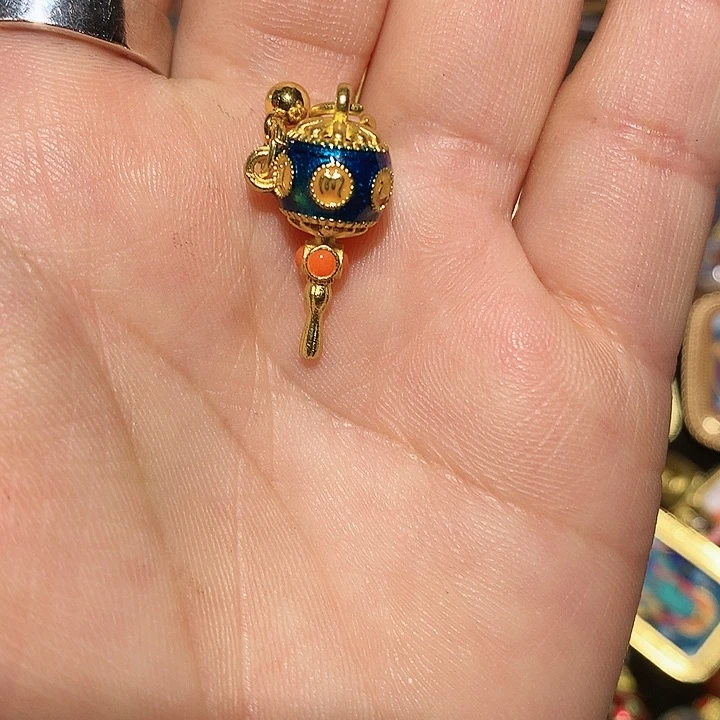 【闪购商品】香榧木惊***瞥