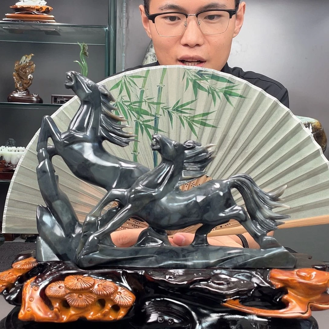 未镶嵌和田玉摆件