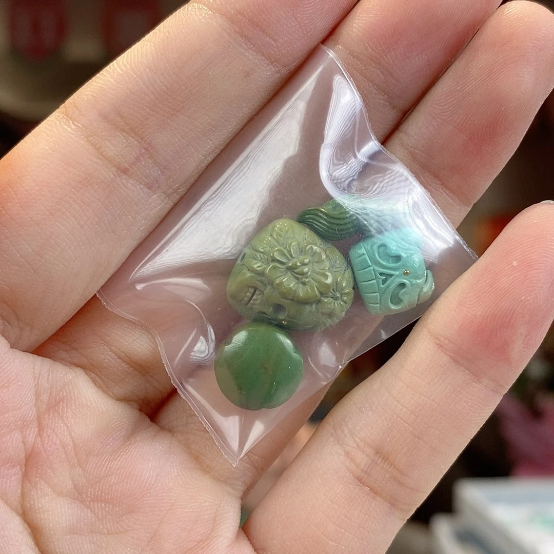 未镶嵌绿松石珠宝奇石
