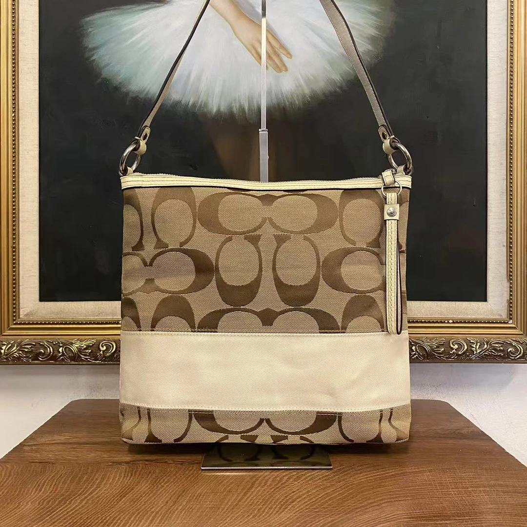 95新 COACH/蔻驰 coach单肩包/003928