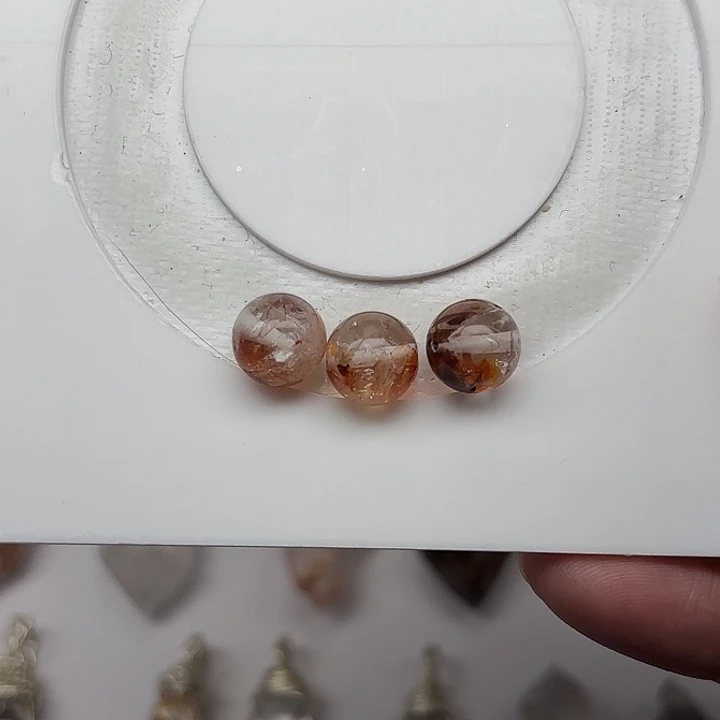 未镶嵌颈饰水晶3颗9mm+闪灵钻圆珠默认微瑕