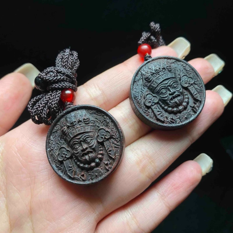 【小魏总返场福利】扎基降真香吊坠（29*29*8mm）【多样性发一】