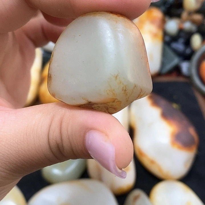 和田玉（糖玉）未镶嵌挂件