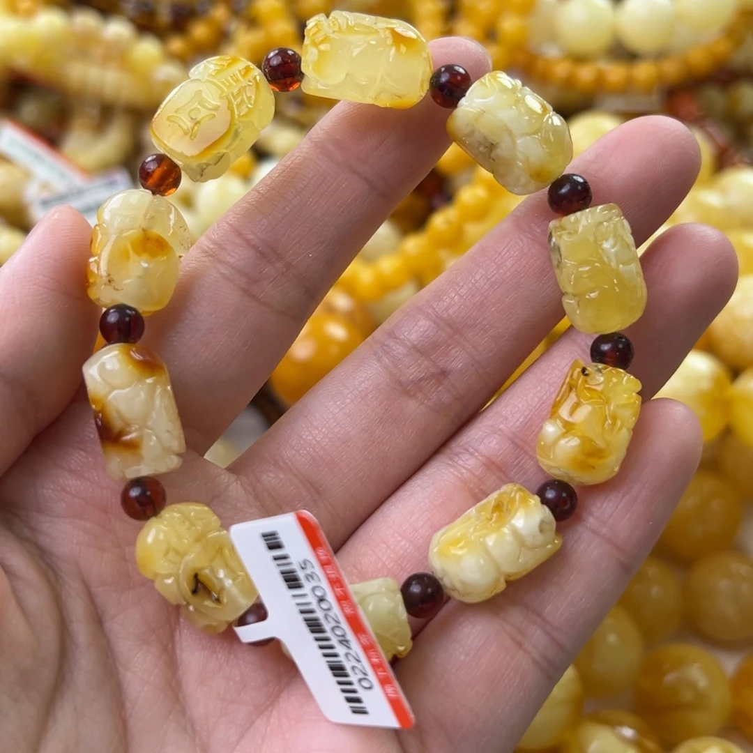 琥珀珠宝奇石未镶嵌