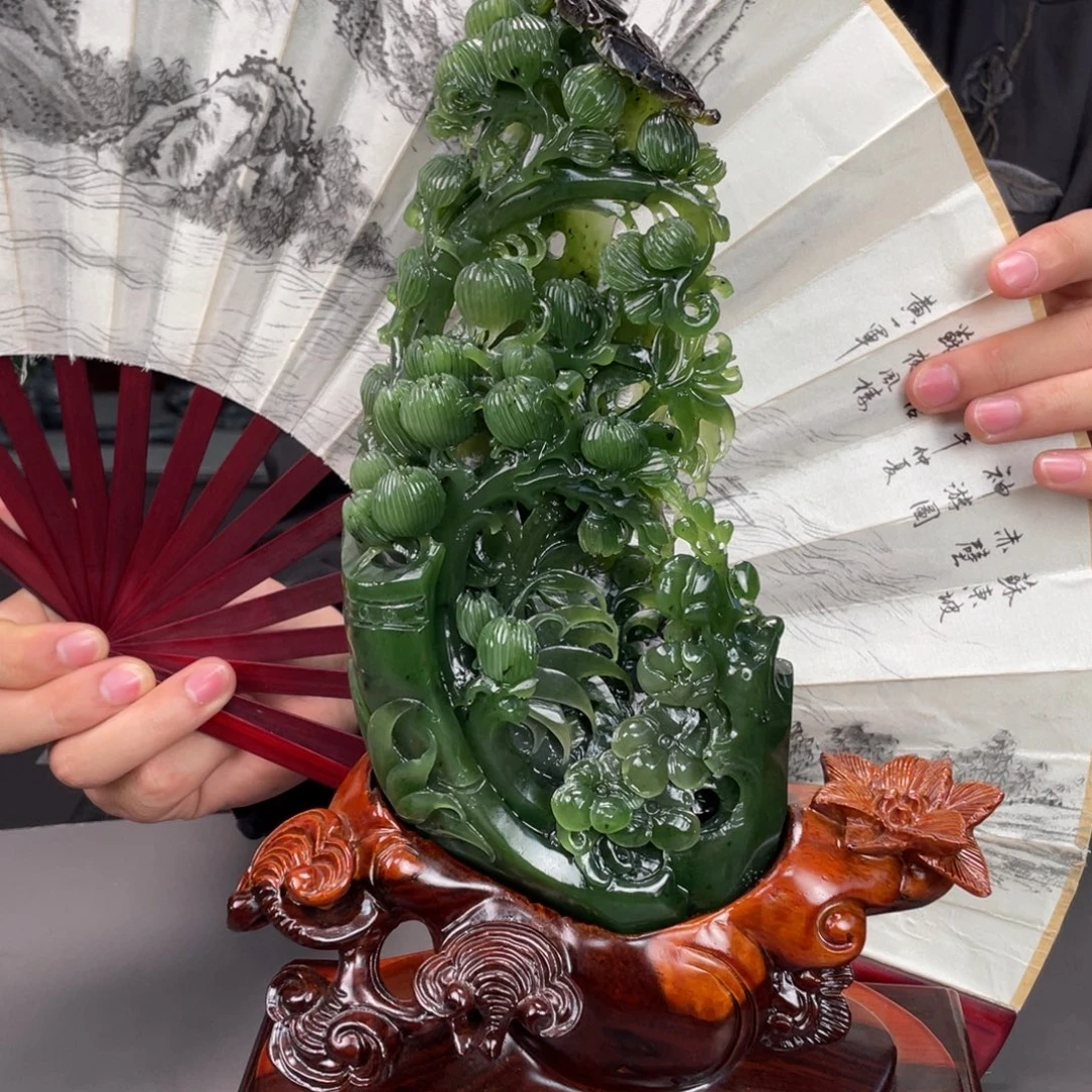 未镶嵌和田玉摆件