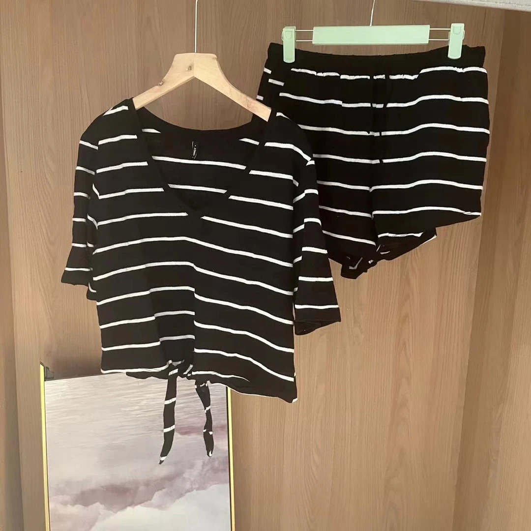 40237欧J家条纹套装