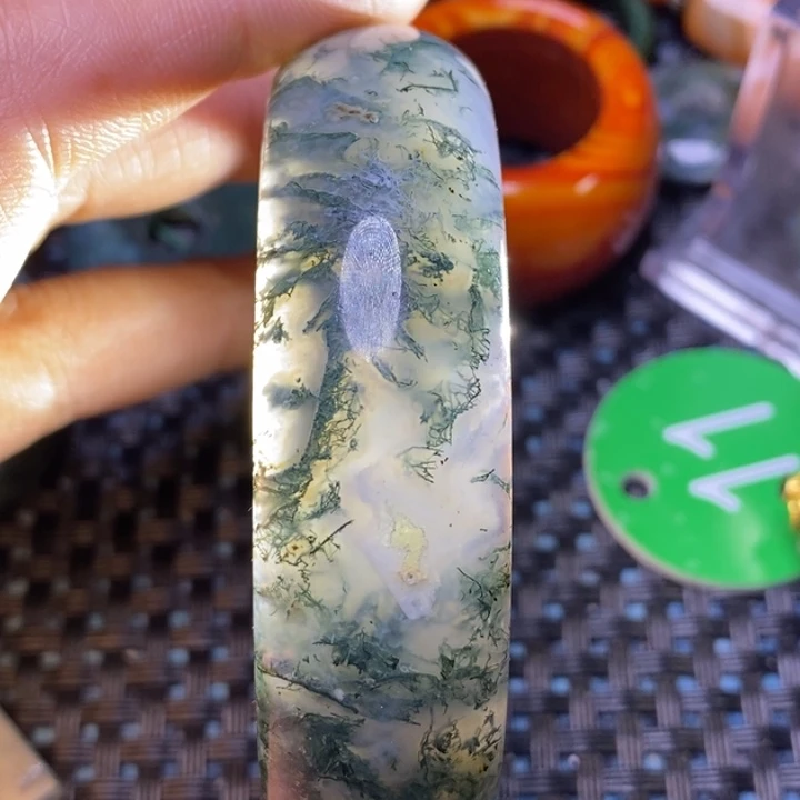 玛瑙/玉髓颈饰未镶嵌玉***Y