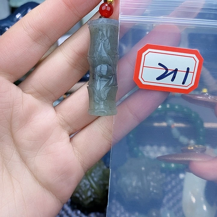 和田玉和田玉边角料随机发未镶嵌