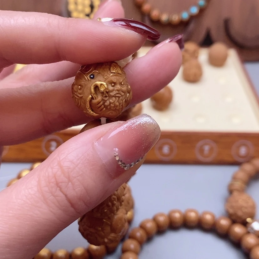 【闪购商品】猴头核桃吊坠9****馆1111111111111