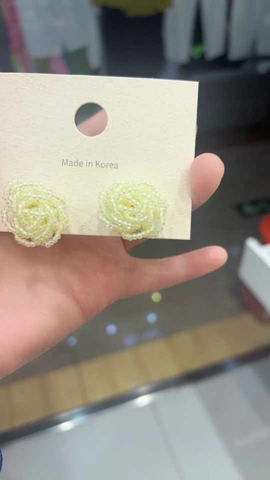 铜合金耳饰 素款清新饰品植物花卉精美设计感金色耳饰耳钉女
