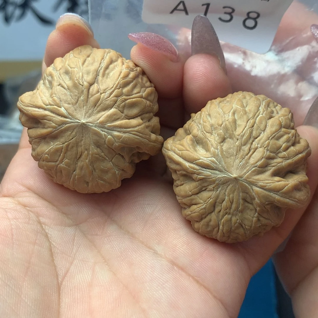 【闪购商品】把件文玩核桃40➕