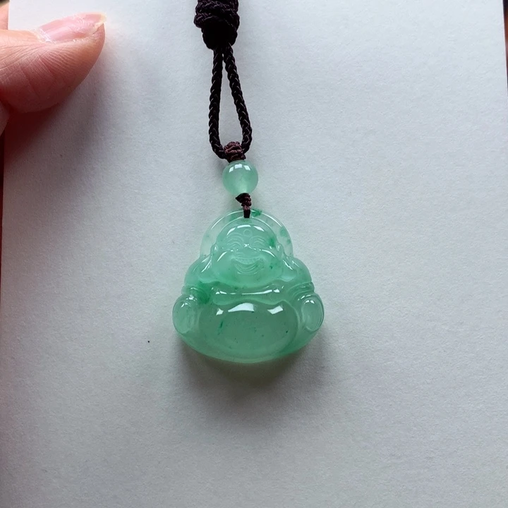 石英质玉未镶嵌颈饰