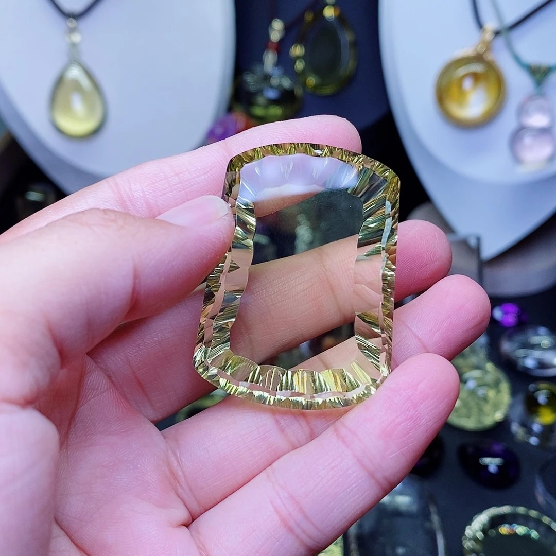 未镶嵌吊坠(不含链)水晶生***?