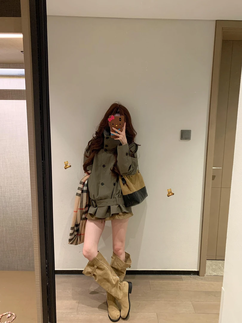 设计感立领短款风衣女秋季双排扣复古宽松百搭外套