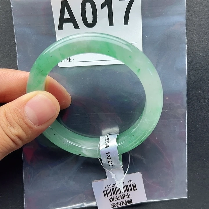 石英质玉未镶嵌手镯56-017