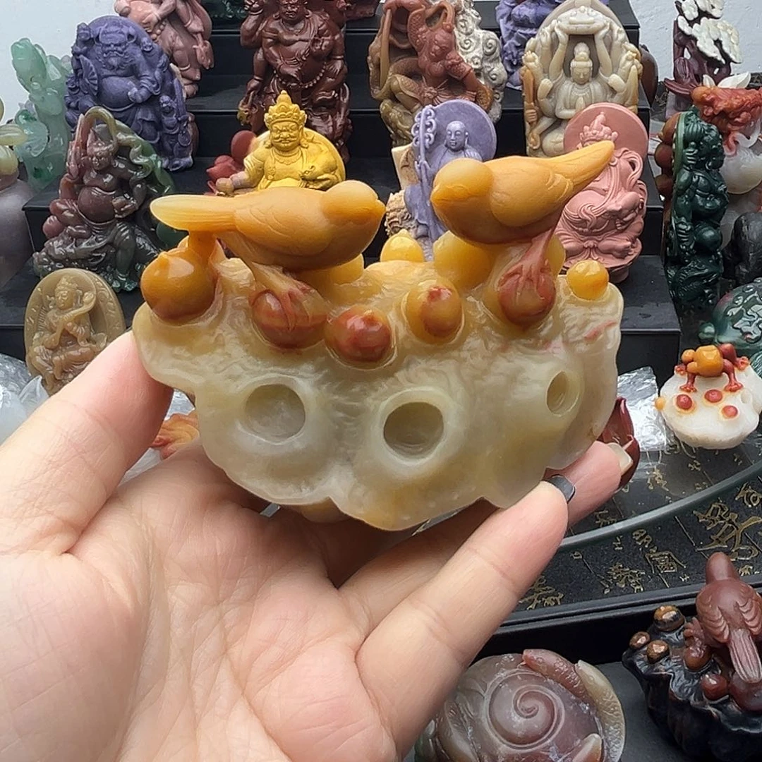 石英岩玉未镶嵌颈饰
