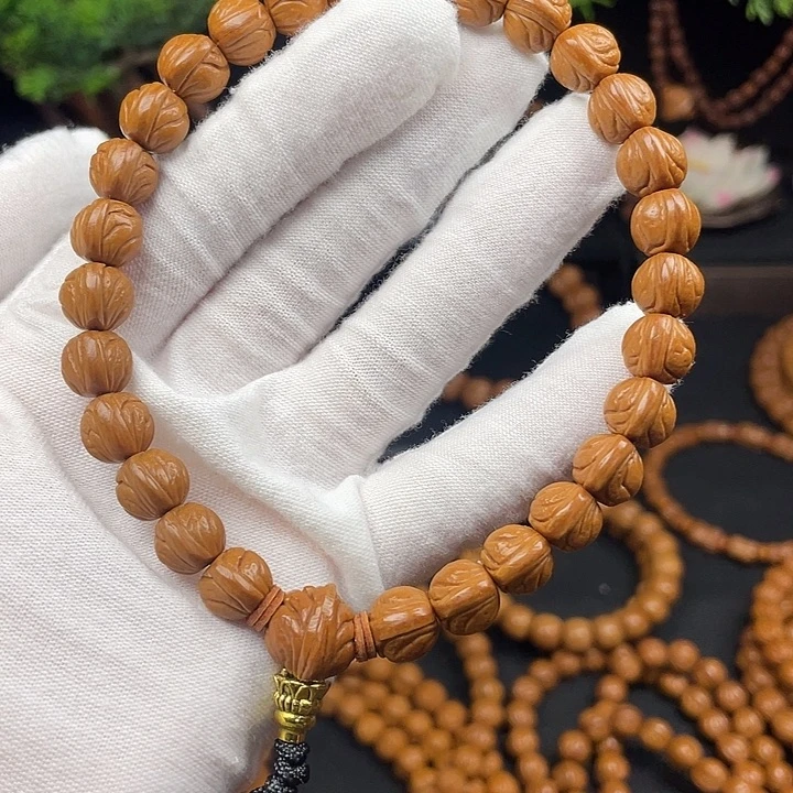 w***W吊坠桃核秦岭龙纹桃核