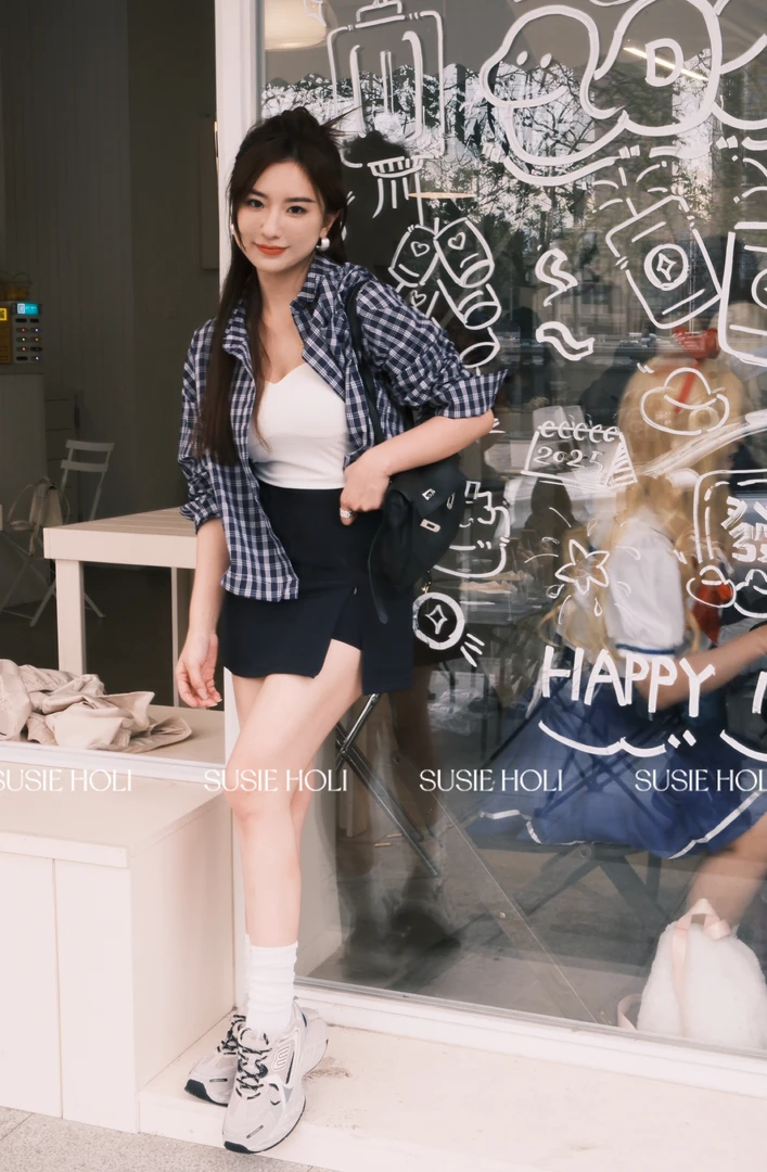 SUSIE HOLI 通勤藏蓝色格子POLO衬衫➕短裤裙套装