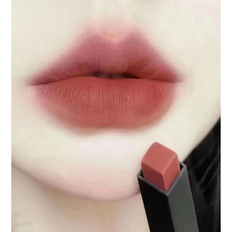 挚爱小黑条 小金条口红学生党显白