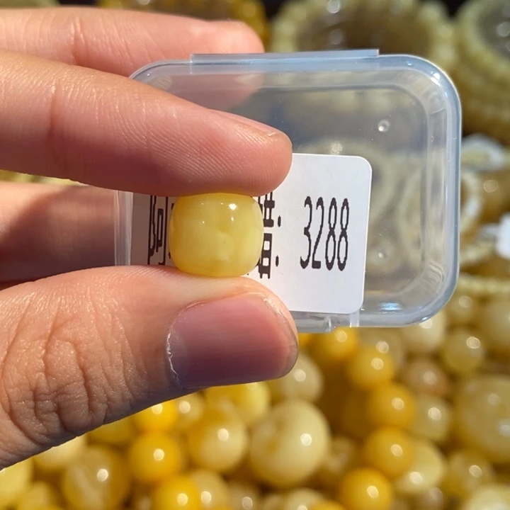 琥珀未镶嵌珠宝奇石3288