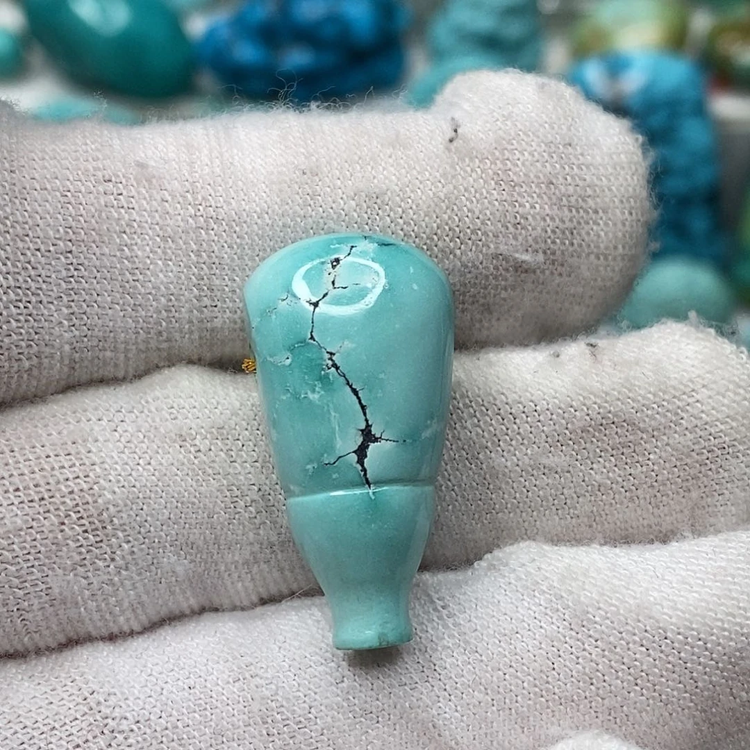 绿松石未镶嵌原矿绿松石地大质检