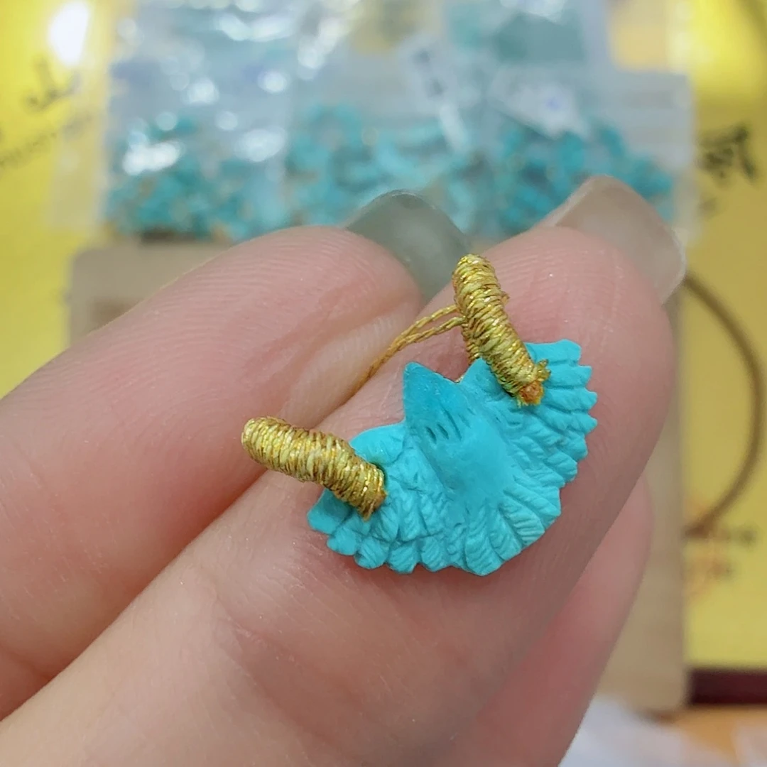 未镶嵌绿松石珠宝奇石