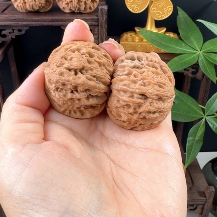 嗯***嗯文玩核桃把件山地磨盘全品无修41/37/34